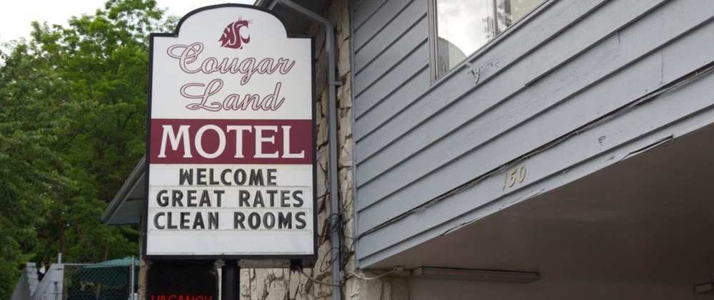 Cougar Land Motel Pullman Exterior photo